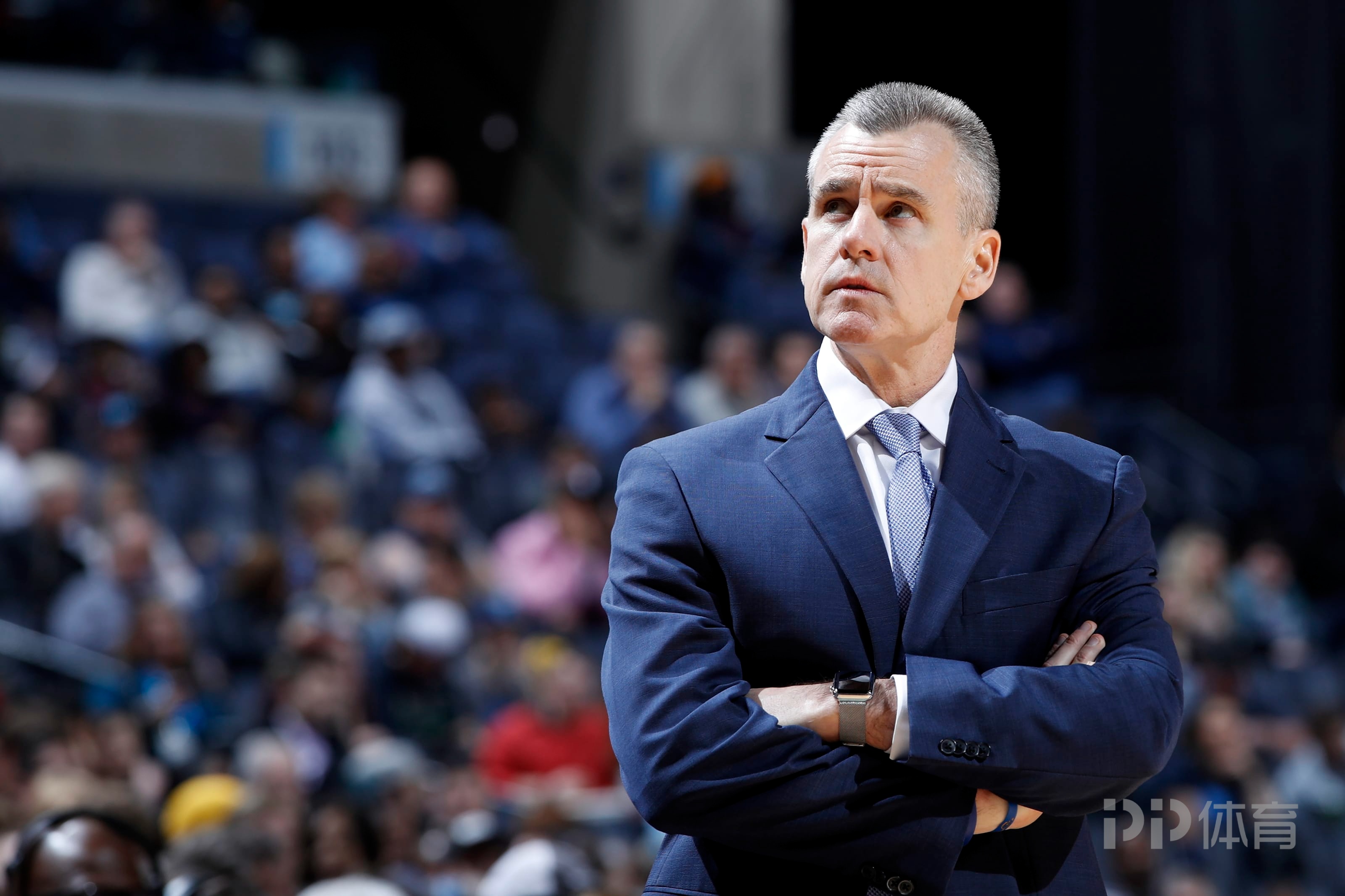 包含赛地聚焦——NBA季后赛窗口期热度飙升；芝加哥公牛完成体检；球迷炸锅；心理建设被强调的词条