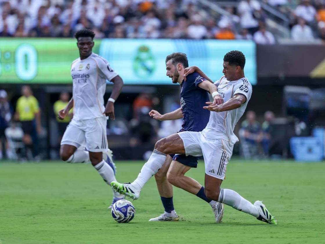 关于里程碑夜巴黎圣日耳曼迎来里程碑,NBA季后赛集结日刷纪录,赛场秩序良好,赛程密集仍需轮换的信息 关于里程碑夜巴黎圣日耳曼迎来里程碑,NBA季后赛集结日刷纪录,赛场秩序良好,赛程密集仍需轮换的信息