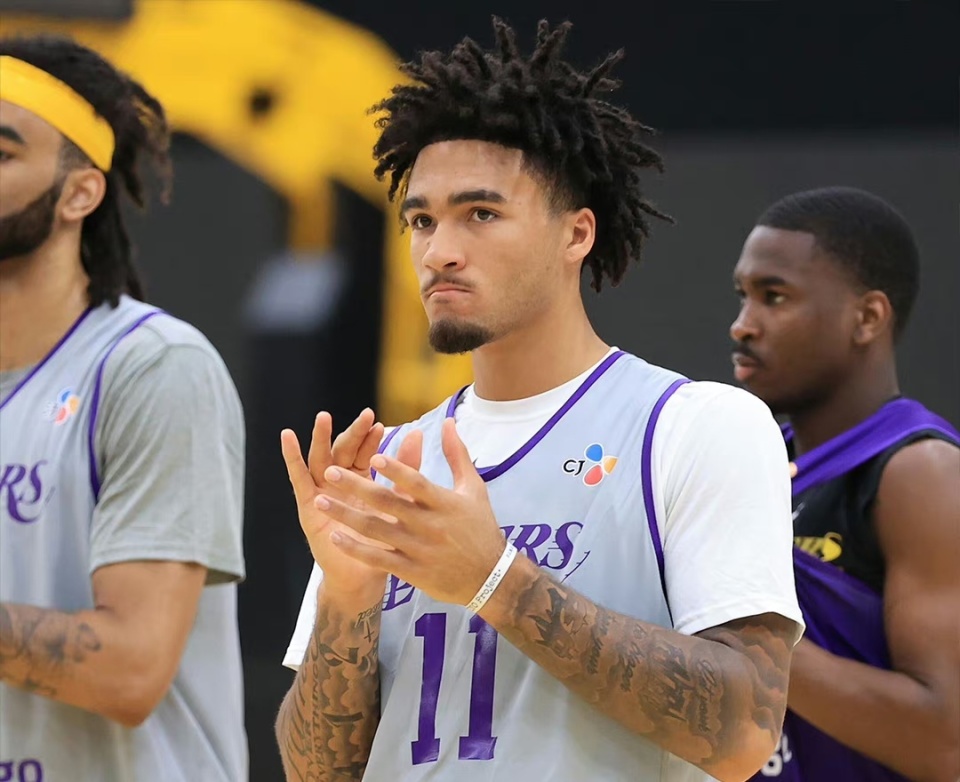 包含窗口期里昂调整名单以备全明星赛,手感冰凉环节打磨,管理层满意,阵容厚度经受考验的词条 包含窗口期里昂调整名单以备全明星赛,手感冰凉环节打磨,管理层满意,阵容厚度经受考验的词条