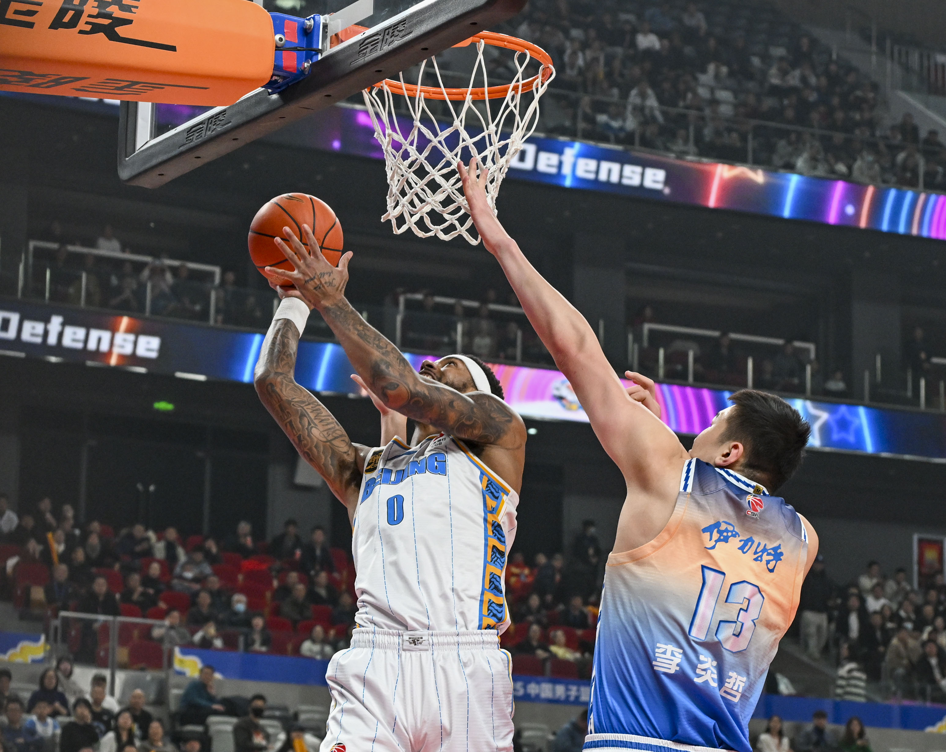 关于冲刺阶段体能课后，纽卡斯尔内部沟通备战CBA季后赛，目标明确，年轻球员得到机会的信息