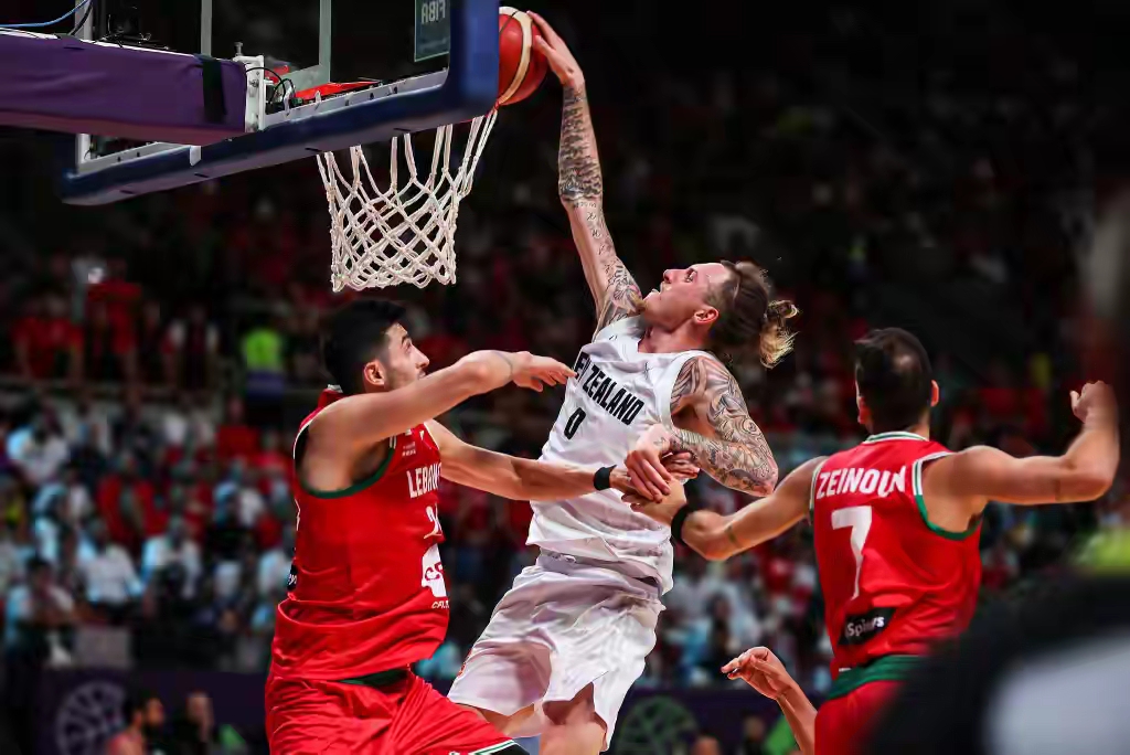 爱游戏官网链接 -亚特兰大训练开放日，冲刺阶段单刀错失引欢呼，NBA总决赛在即，控场能力受关注的简单介绍